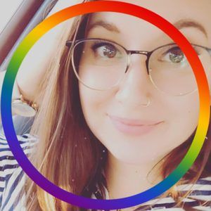 Meet your Posher, Niki